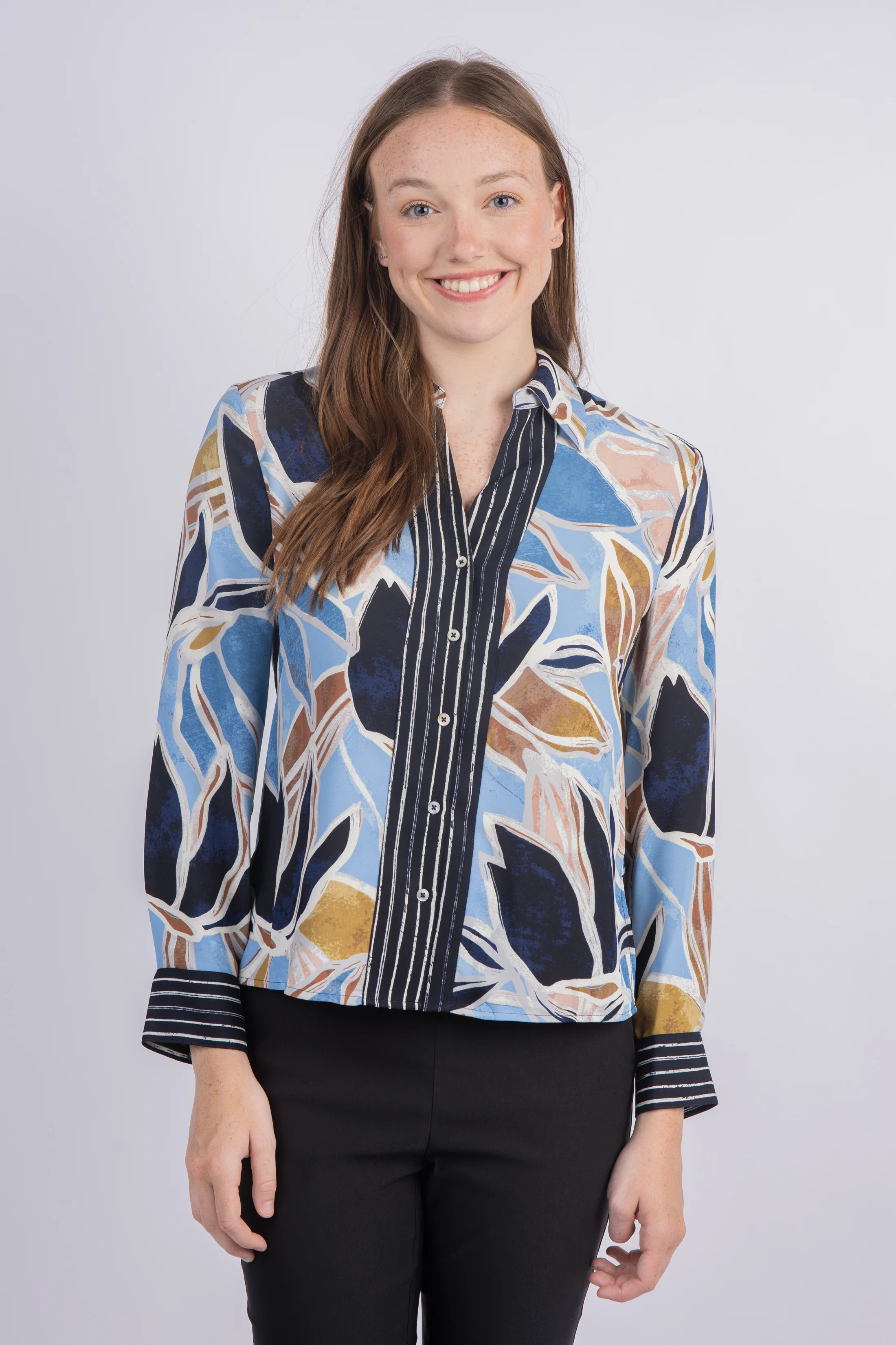 Luxury Nic Zoe Shades Top in Blue Multi Flexible