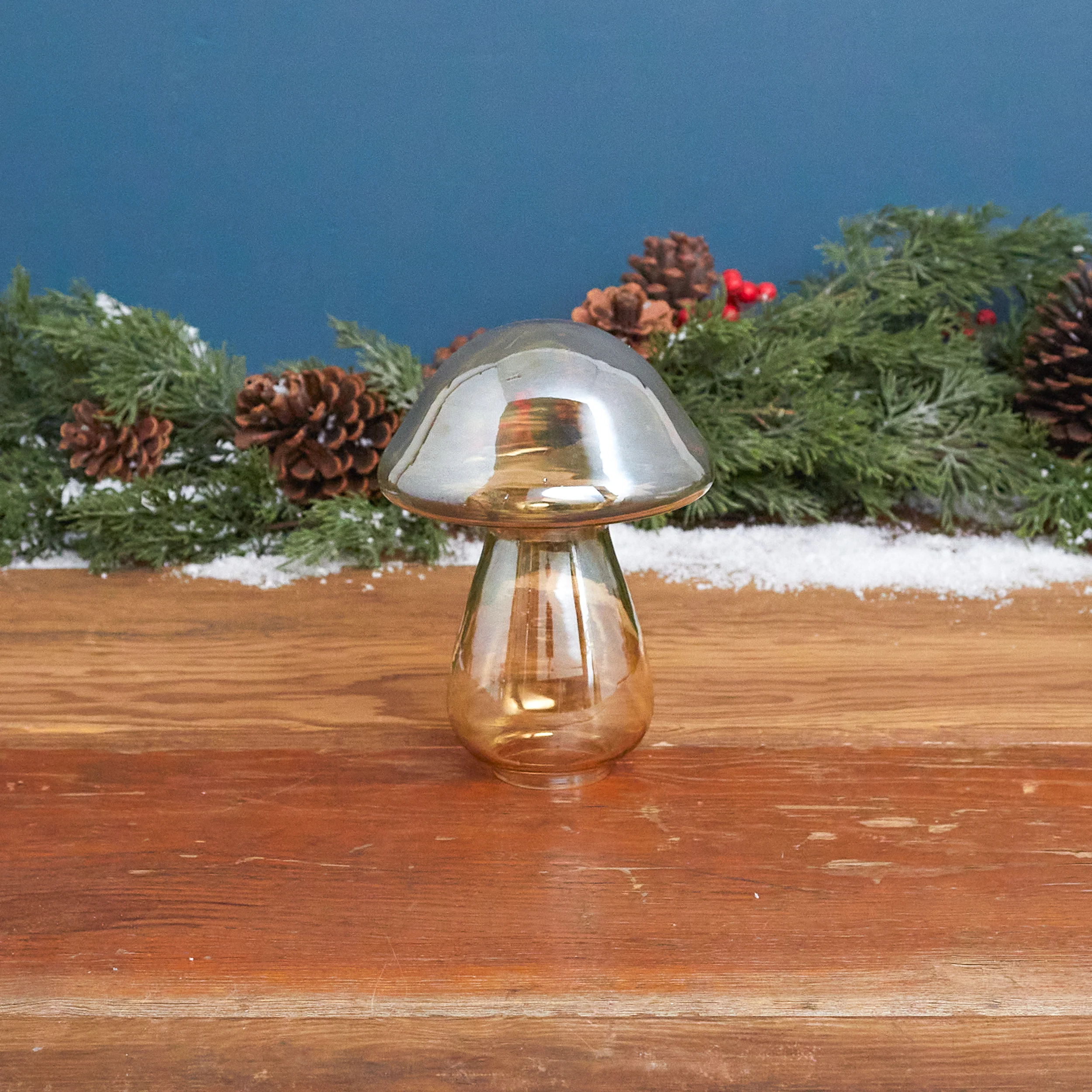 World-Class Gold Luster Glass Mushroom Large Premium