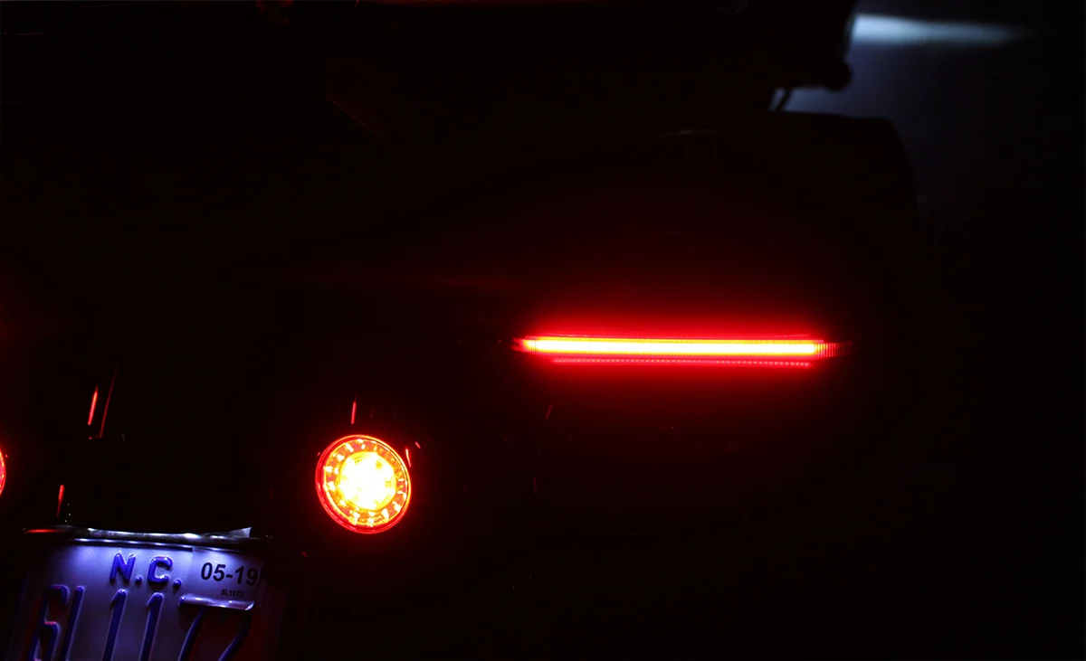 Versatile Custom Dynamics Saddlebag Lights - '97-'13 - Red Lens CD-LP-HD-R First-Class