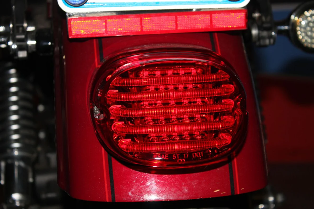 Sustainable Custom Dynamics Taillight - without License Plate Illumination Window - Red PB-TL-LP-R Fine Crafted