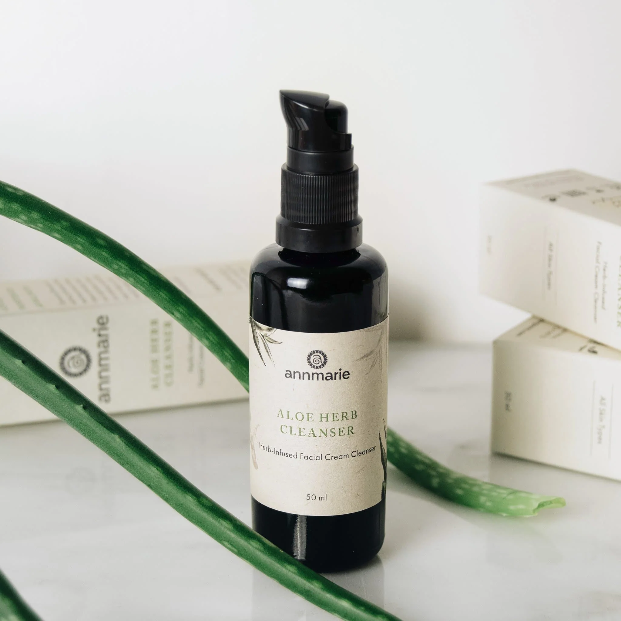 Natural Aloe Herb Cleanser 50ml - Collective Relaxed