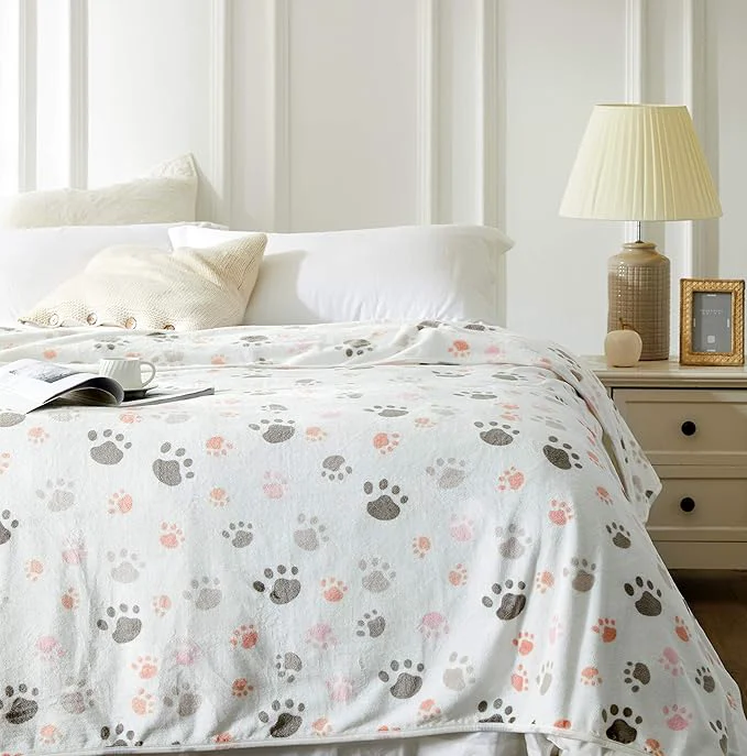 Powerful Allisandro 350 GSM-Super Soft and Premium Fuzzy Flannel Fleece Pet Dog Blanket Reusable