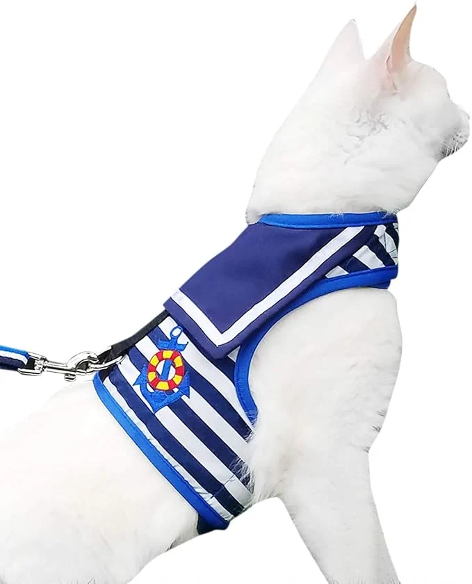 Comfortable Cat Harness and Leash for Walking Escape Proof Adjustable Cat Vest Harness Minimalist