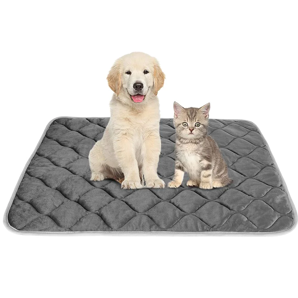 High-Grade ULIGOTA Self-Warming Cat Bed — Self-Heating Cat Mat for Cozy Pets User-Friendly