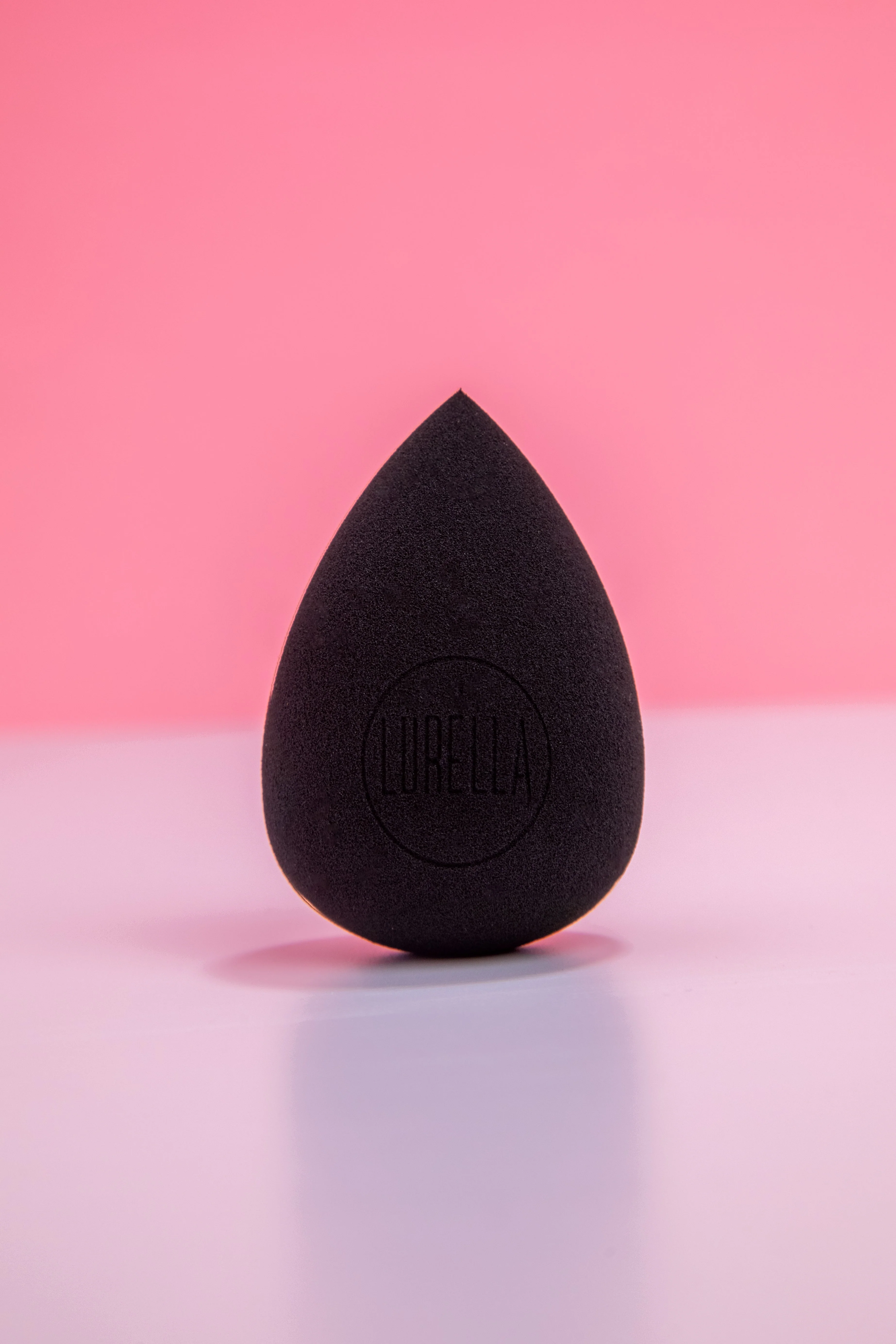 Lightweight Teardrop Beauty Sponge Advanced