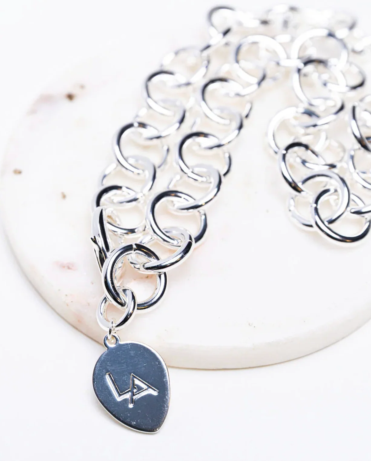 Lightweight Circle link chunky chain bracelet - silver Expertly Made