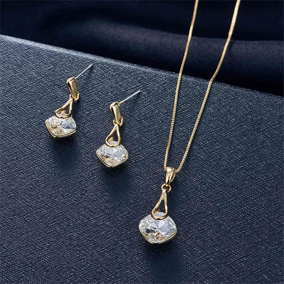 Consistent Crystal Goldtone Drop Earrings Pendant Necklace Innovative