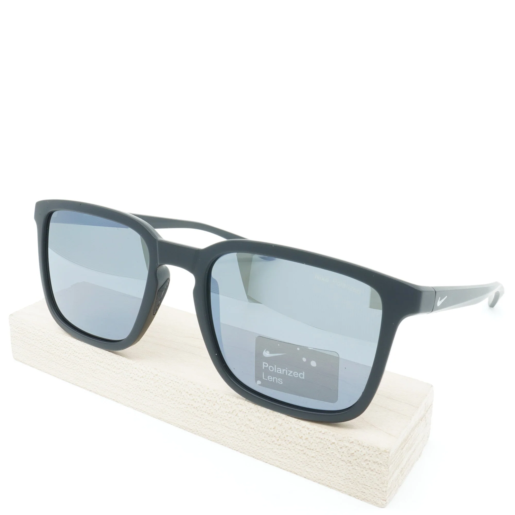 Exceptional Nike Men's Circuit P Polarized Sunglasses High-End
