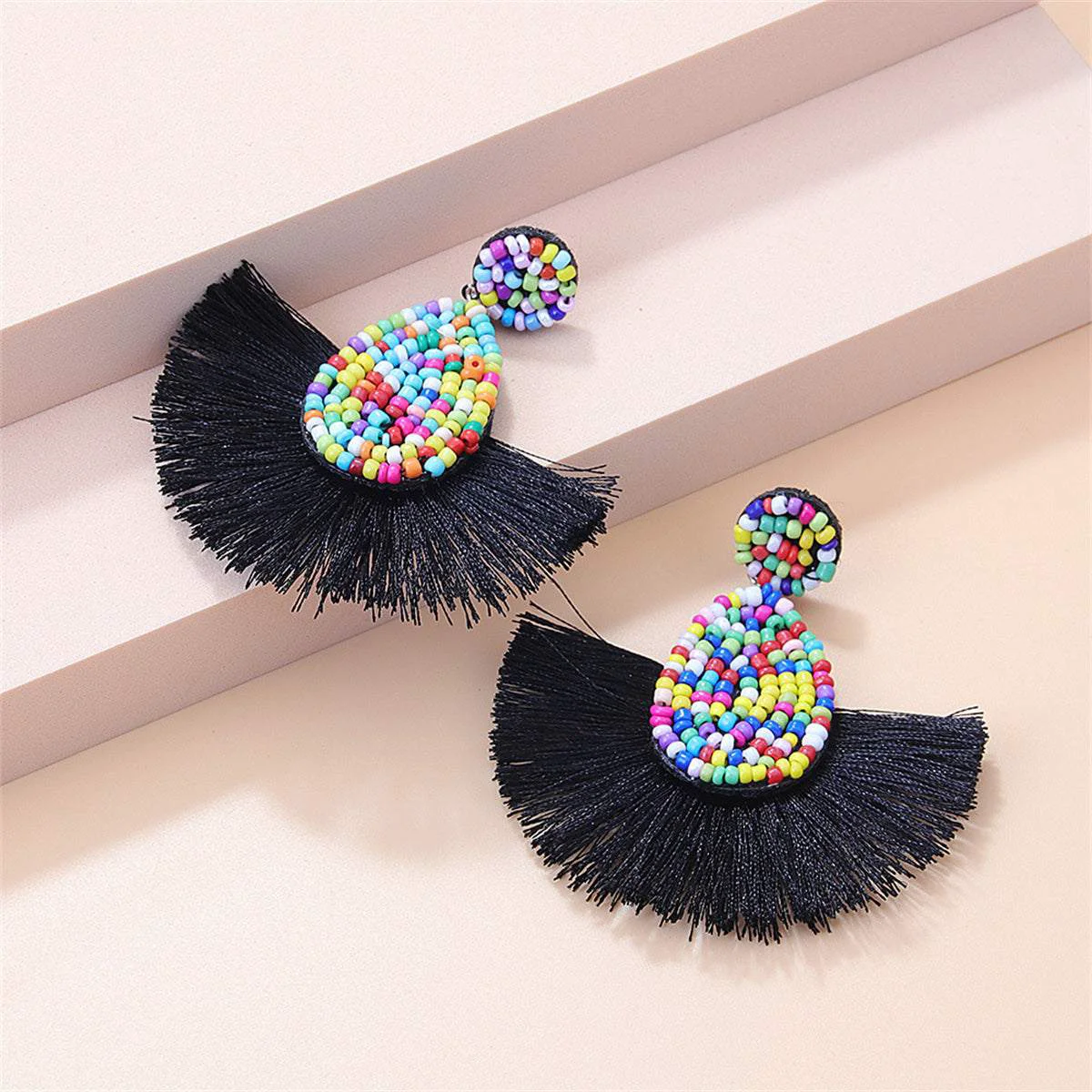 First-Class Multicolor Howlite Black Polyster Fan Drop Earrings Classic