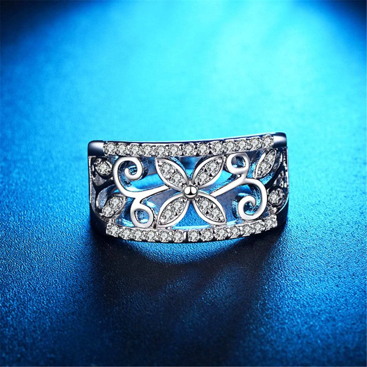 Official Cubic Zirconia Clover Wide-Band Ring Unique