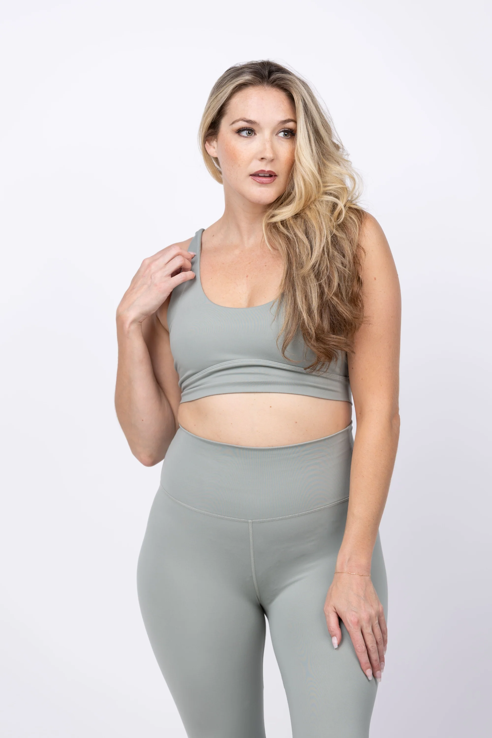 Innovative Varley soft Essi Bra in Shadow Unique