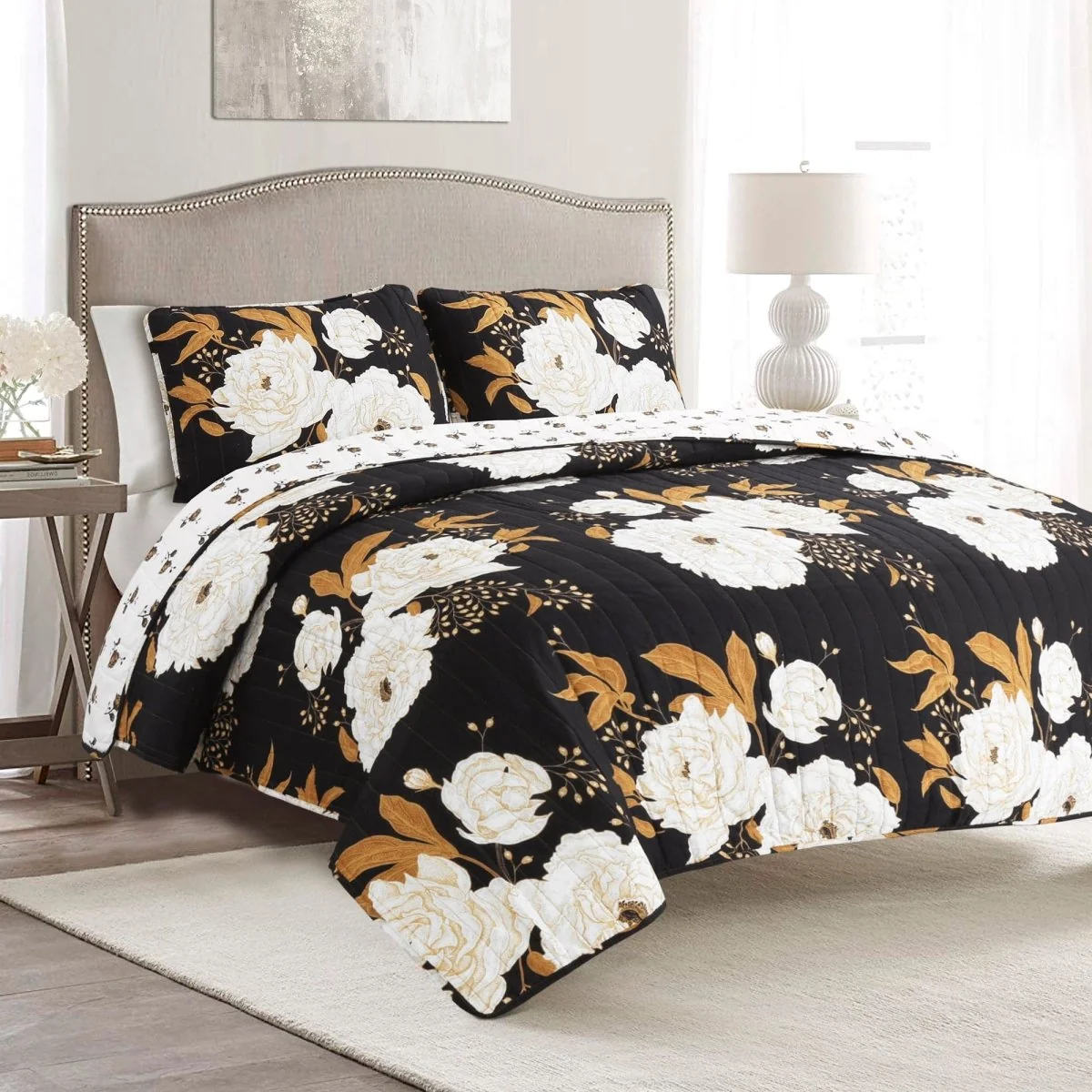 Sophisticated Zinnia Floral 3 Piece Quilt Set Flexible