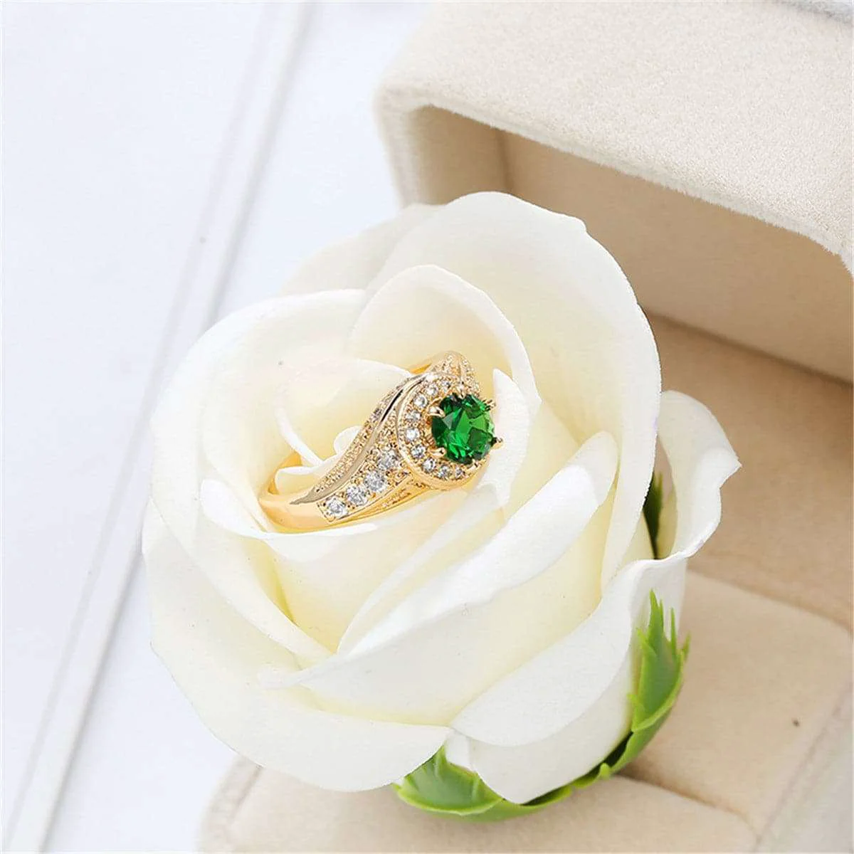 Secure Green Crystal Cubic Zirconia Twist Halo Ring Contemporary