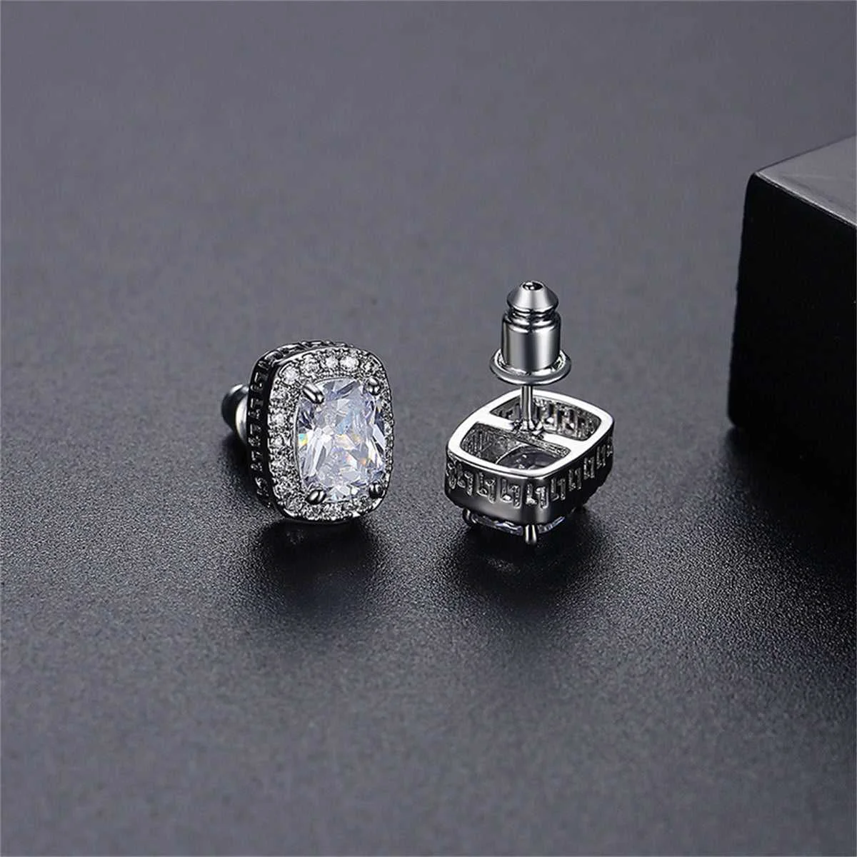 Smooth Crystal Cubic Zirconia Oval-Cut Halo Stud Earrings Selected