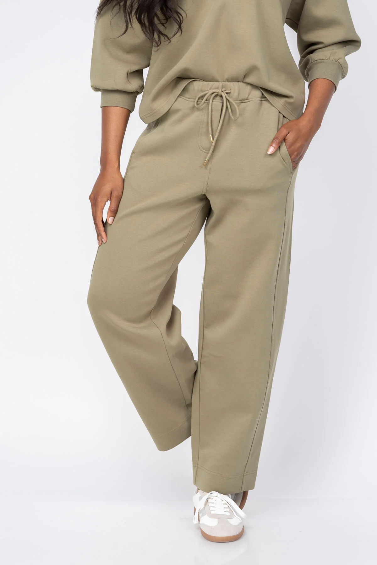 Casual We Are Sundays Camden Pants in Stonewash Olivine Premium