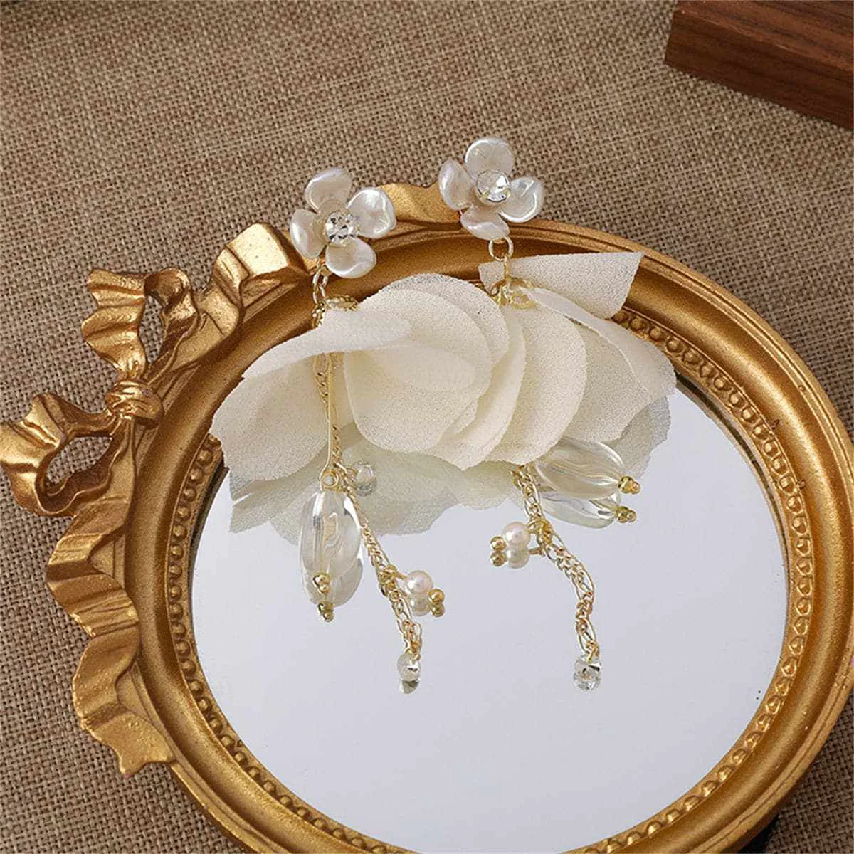 Environmentally Friendly Cubic Zirconia Pearl Floral Petal Drop Earrings High-Quality