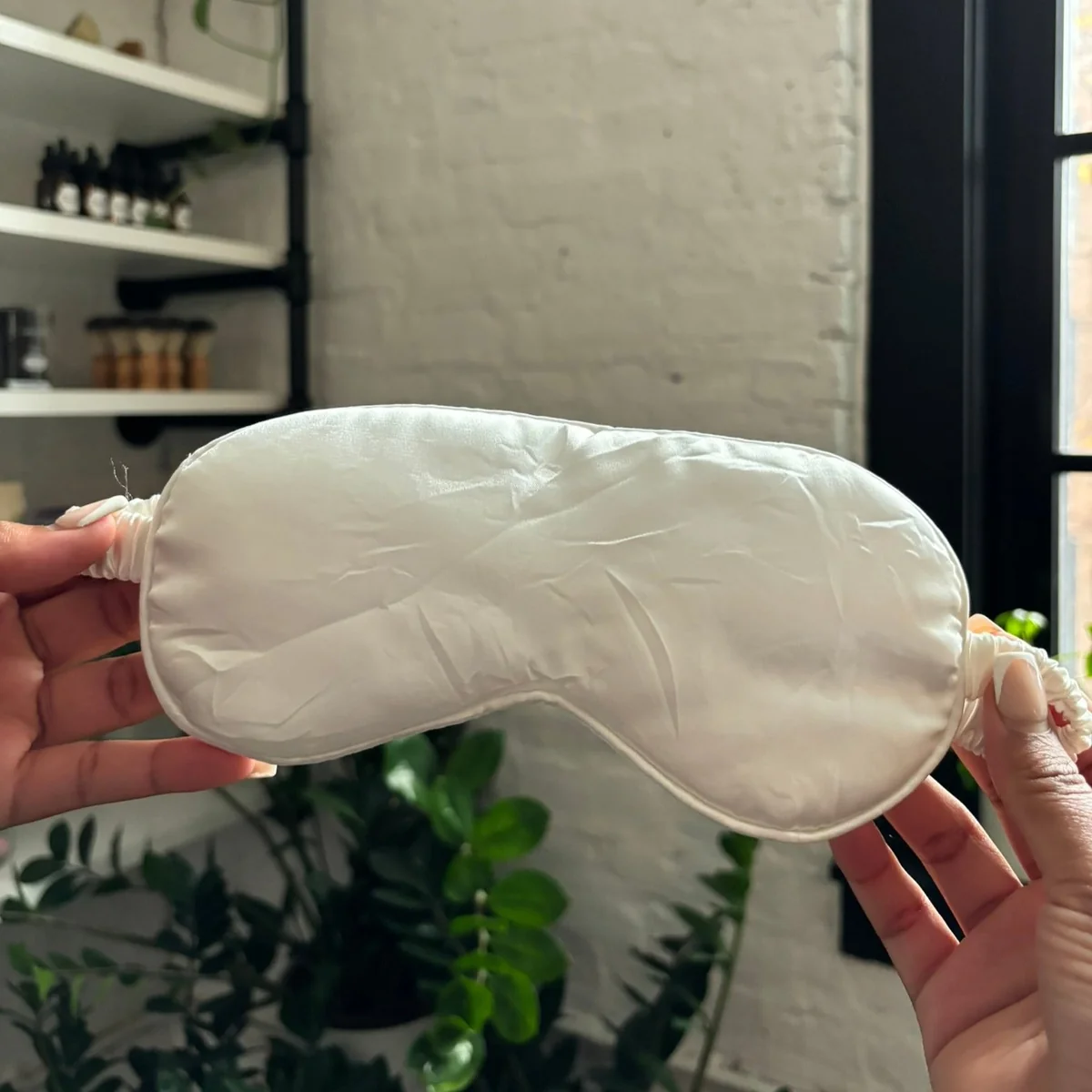 Versatile satin sleep mask Pure